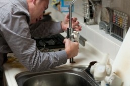 plumber 228010 1920